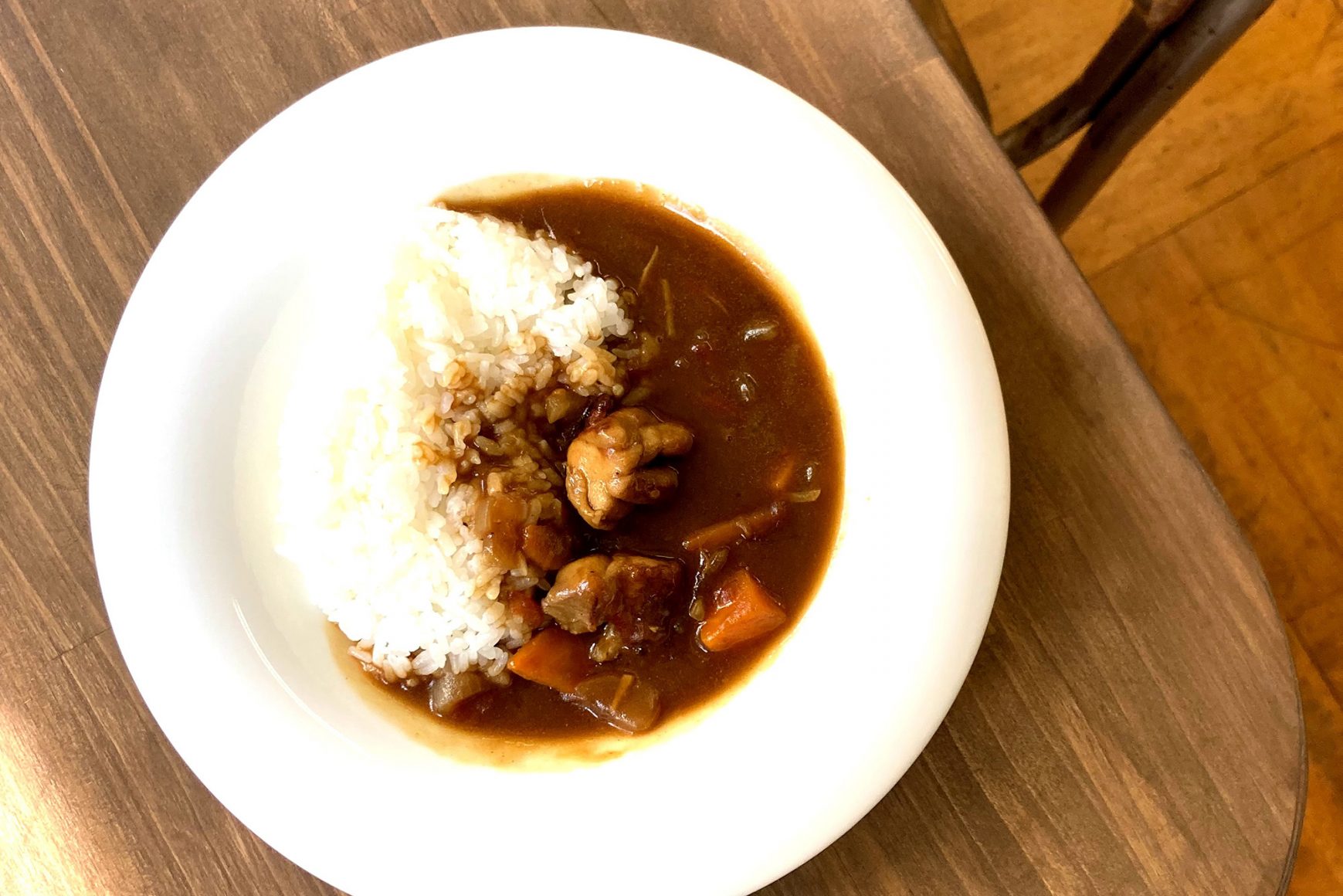 【調理スタッフ】 フリースクール内のカフェで子どもたちや地域の方への料理を提供するお仕事です